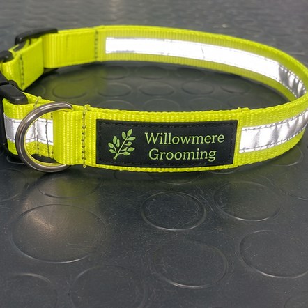 Customized dog collars for vets and clinics